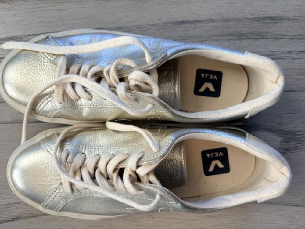 Veja Esplar Gold Metallic Tonal V Sneakers US6 EU37 - Picture 9 of 11
